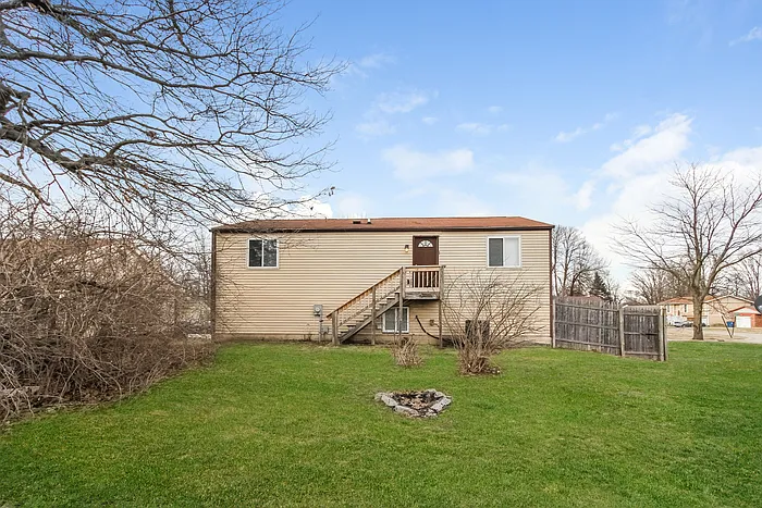 9423 Big Ben Cir — Photo 8
