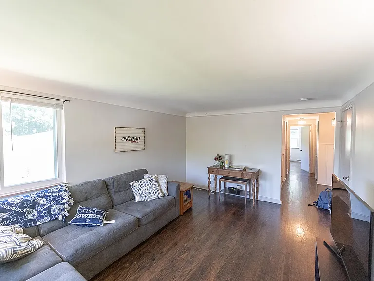 6254 Cortelyou Ave #4 — Photo 7