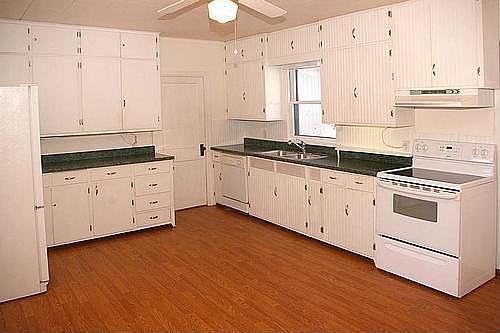 2nd image of W360N9039 Brown St