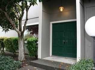 961 Santa Cruz Way, Rohnert Park, CA 94928