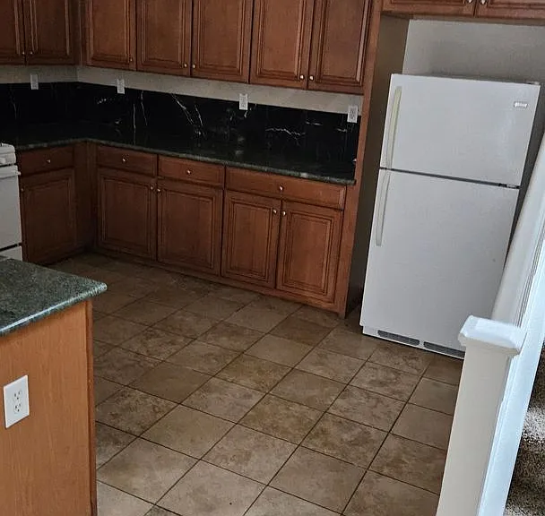 2612-2612 1/2 Hawaiian Petrel Ave — Photo 11