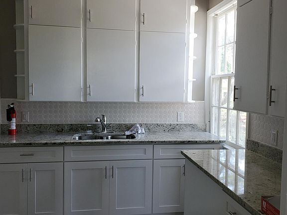 4th image of 4314 W Virginia Ave APT B