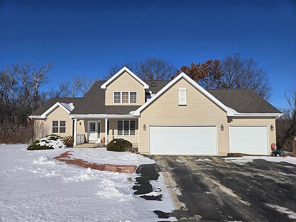 4th image of 12A42 Taft Ct
