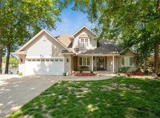1359 Biscay Dr, Edwardsville, IL