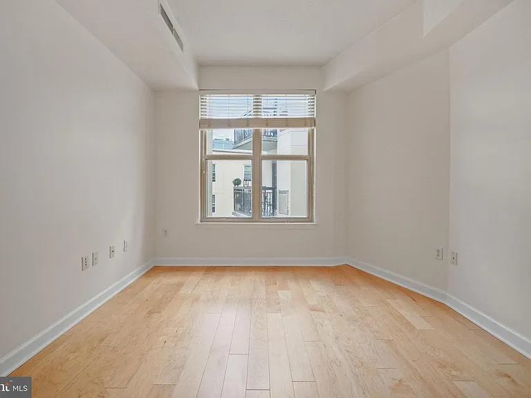 1441 Rhode Is #808 — Photo 19
