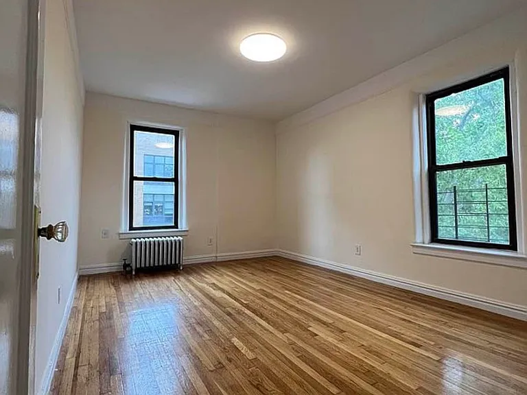 3206 29th St #3B — Photo 3