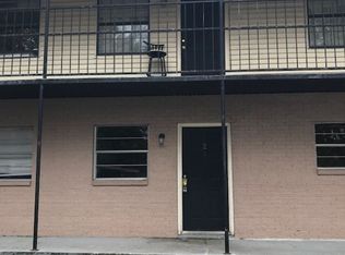 522 W Maple St APT 8, Fayetteville, AR 72701