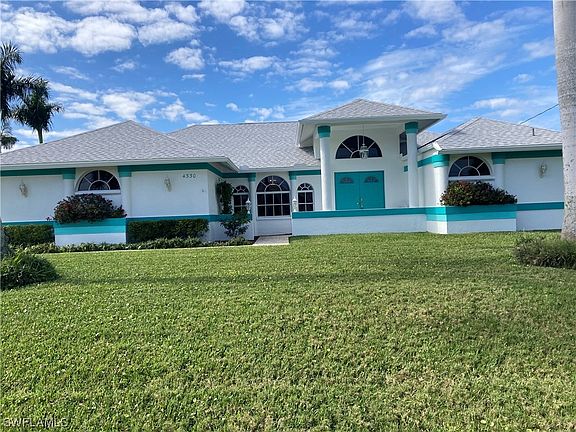 3rd image of 4330 SW 18th Pl