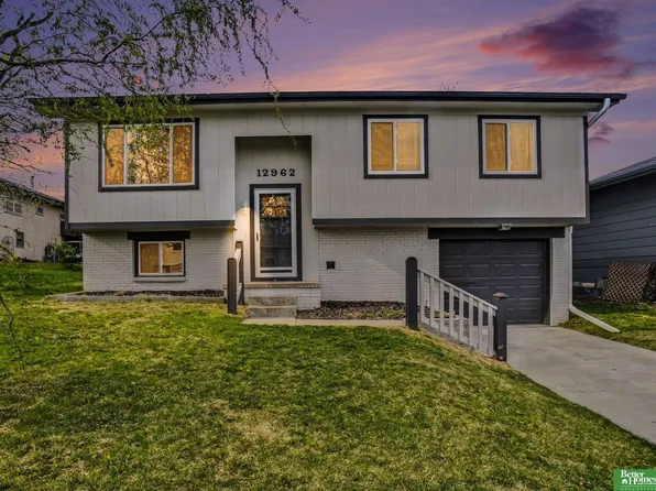12962 Meredith Ave, Omaha, NE 68164