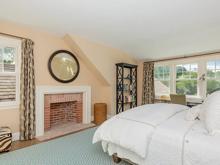 84 Anns Ln — Photo 21