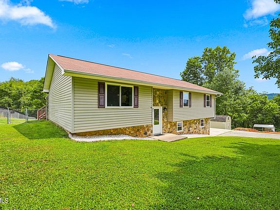 2nd image of 349 Valley Dr