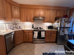 48 Garden St #6, Boston, MA 02114