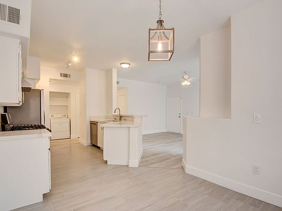 2nd image of 2124 Calville St #102
