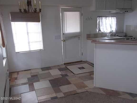 5th image of 3777 E Hardy Dr