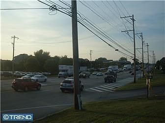 3rd image of 1302 Wilmington Park