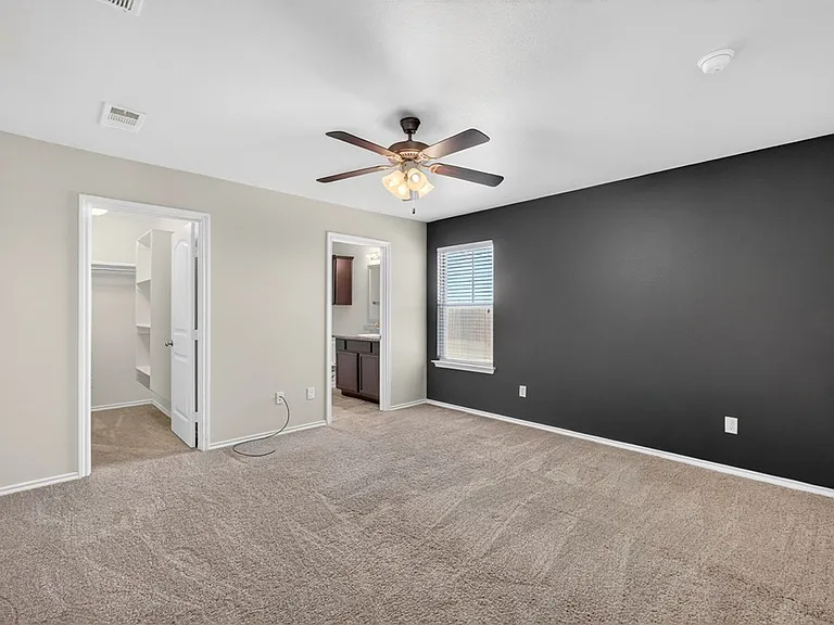 1310 Wrangler Ln — Photo 9