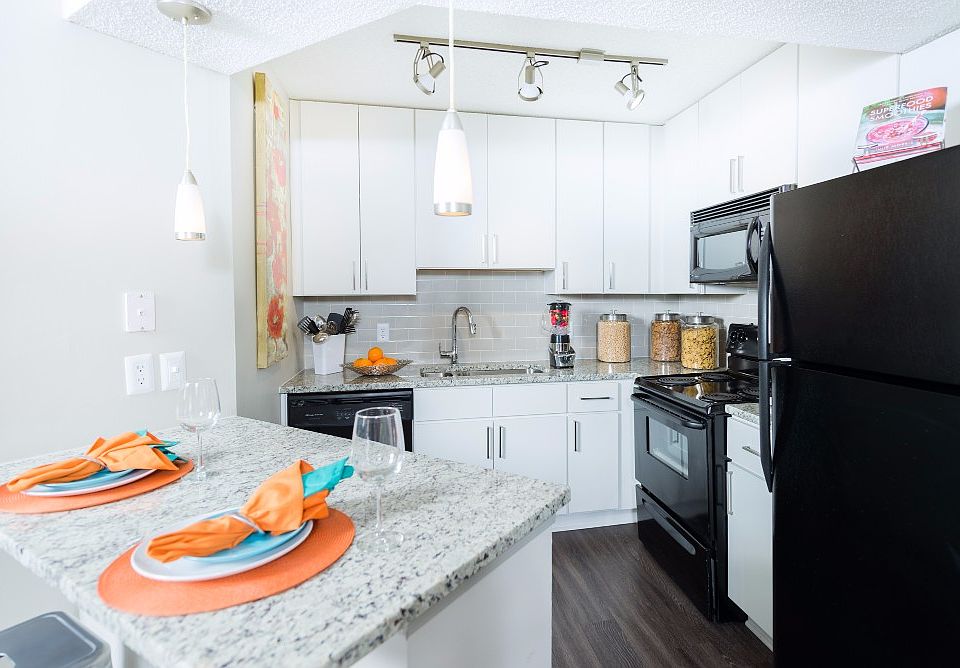 Upgraded Kitchen with Granite Countertops