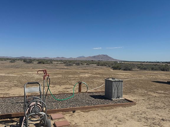 4th image of 2705 Herschell Rd