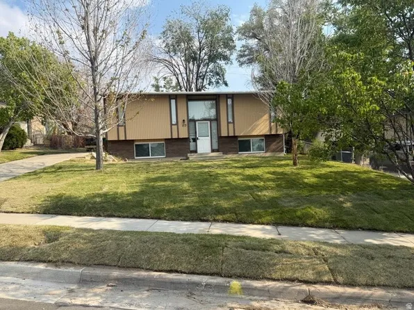173 W Durdham Ln, Sandy, UT 84070
