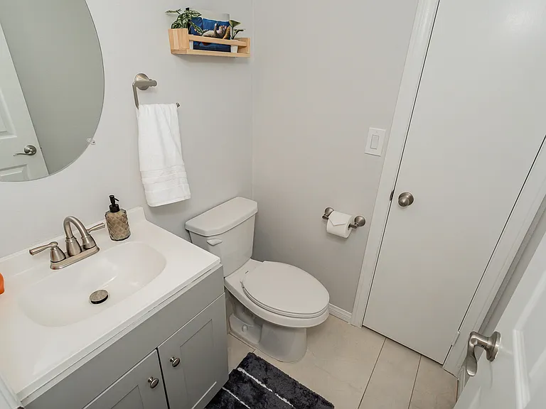 Orchard Pine St — Photo 17