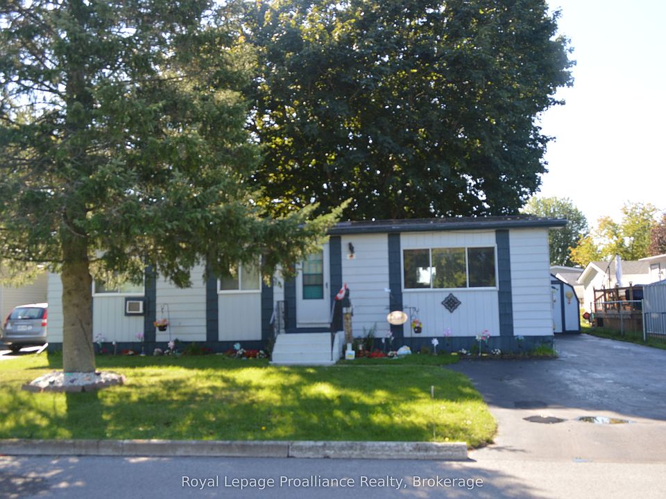 1st image of 17 Warbler Ln