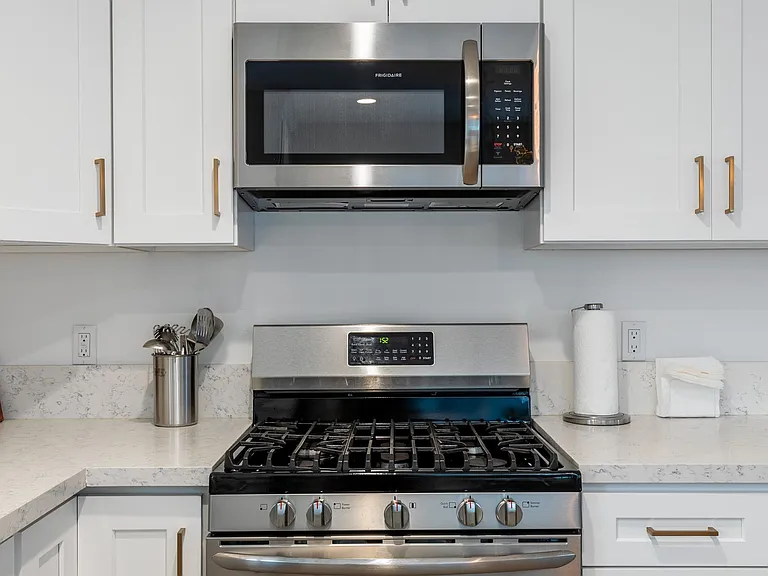 350 Hermosa Ave — Photo 30