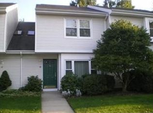 18 Dallenbach Ln, East Brunswick, NJ 08816
