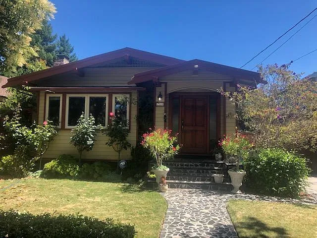 1248 Capuchino Ave photo 1