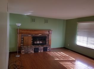 236 Woodlawn Dr, Saint Charles, MI