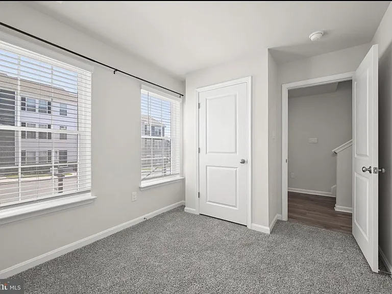 1944 Fauna Dr — Photo 27