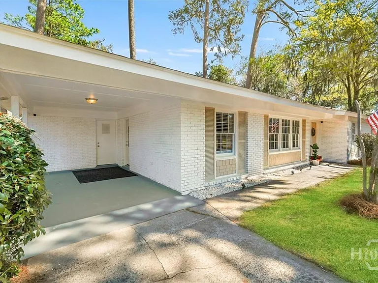 620 Valleybrook Rd — Photo 3