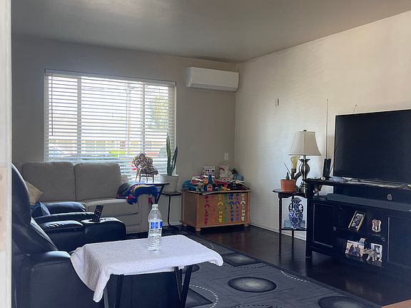 3rd image of 6384 14th Ave