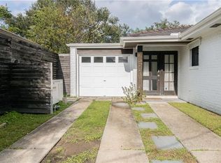 6323 Laurel St, New Orleans, LA 70118