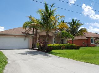 312 SW Ridgecrest Dr, Port Saint Lucie, FL 34953