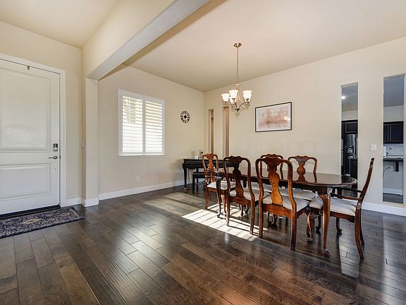5th image of 4308 Sir Barton Ct