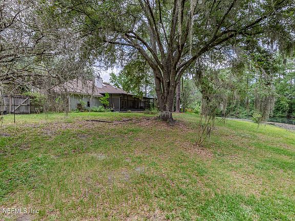 4th image of 11879 NARROW OAK Lane S