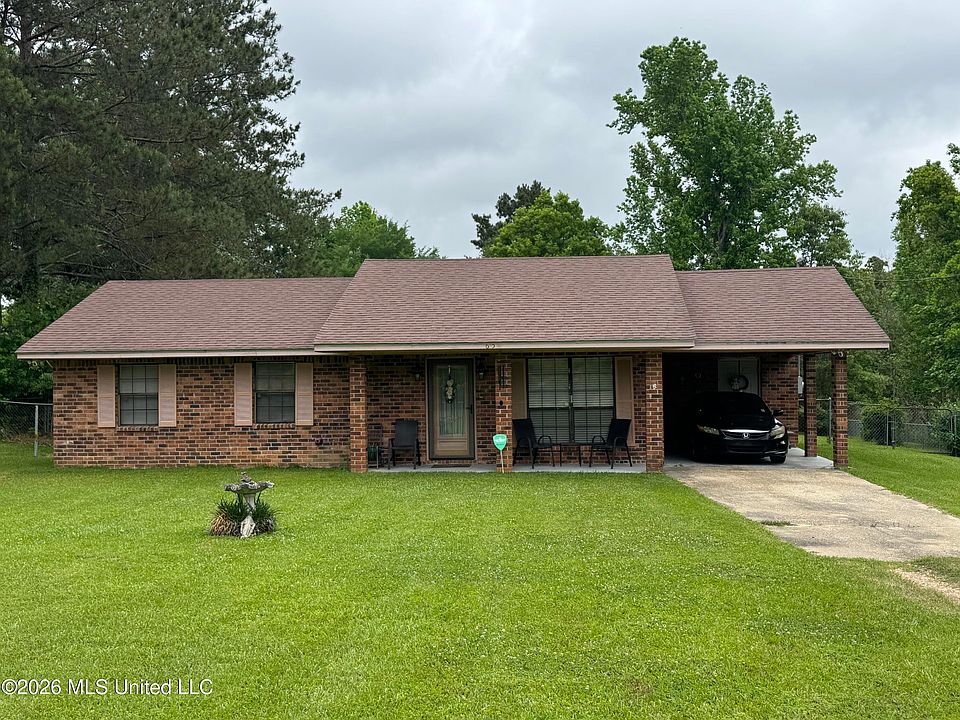 1st image of 656 Old Mississippi #33