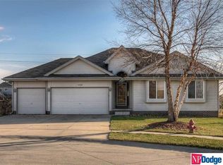 11104 S 212th Cir, Gretna, NE 68028