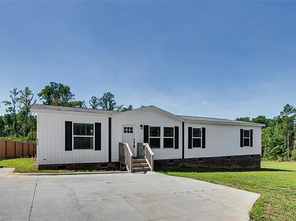 439 Saint Peter Church Rd, Randleman, NC 27317
