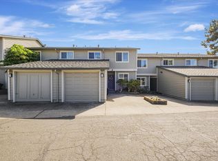 25055 Oakridge Ct, Hayward, CA 94541