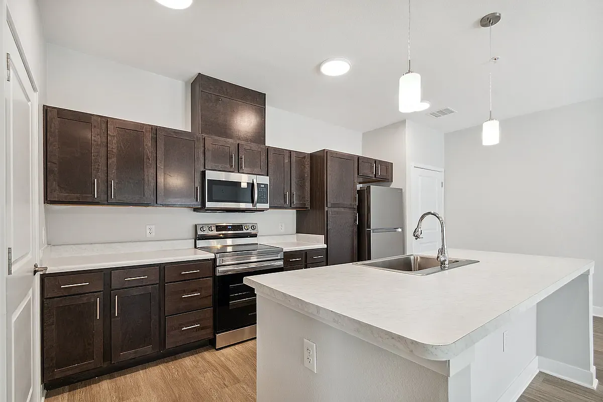 Sunland Flats — Photo 1