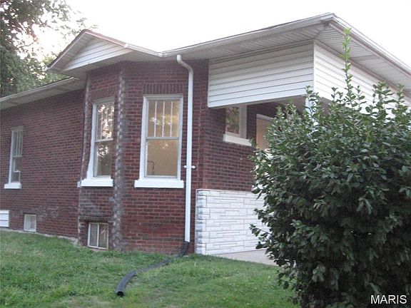 2nd image of 1601 Olive St