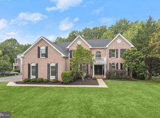 207 Alderwood Dr, Gaithersburg, MD 20878