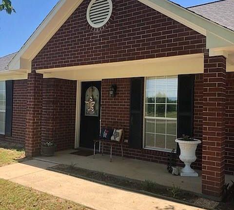 3rd image of 255 County Road 3101