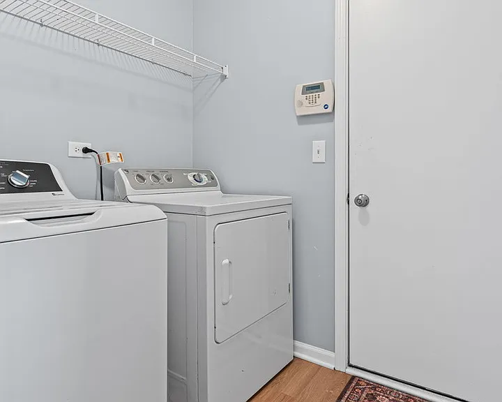931 Taralon Trl — Photo 22