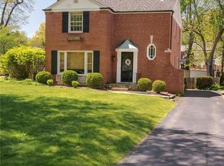 45 Enfield Rd, Saint Louis, MO 63132