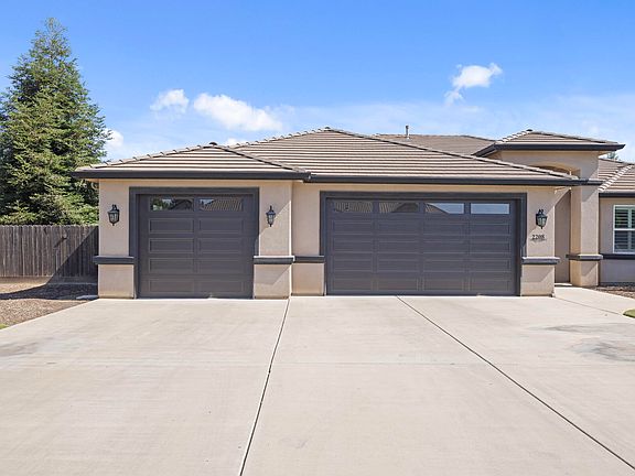 4th image of 2208 W Benton Court