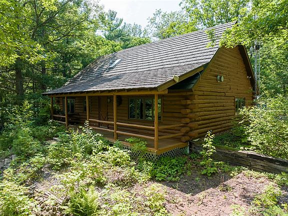 4th image of W 8699 Pond View Drive Drive