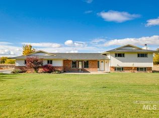 11108 Farm Creek Ln, Middleton, ID 83644