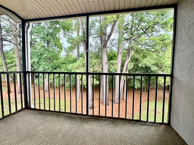 4451 Holly Tree Rd — Photo 18